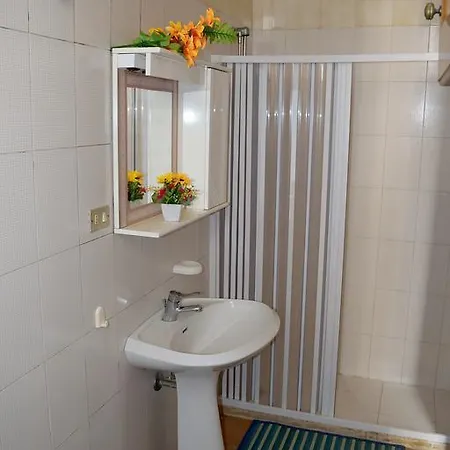 Casa Samsara Baia Verde Будинок відпочинку Галліполі